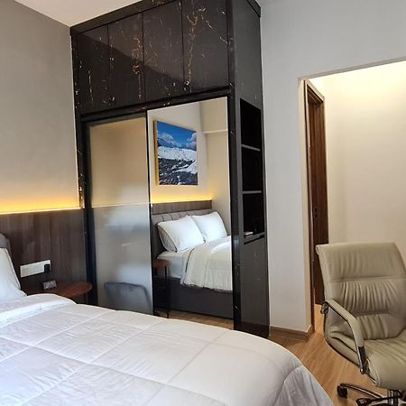 3Br Sky House Bsd Apartment Brandnew And Cozy Samporo Buitenkant foto